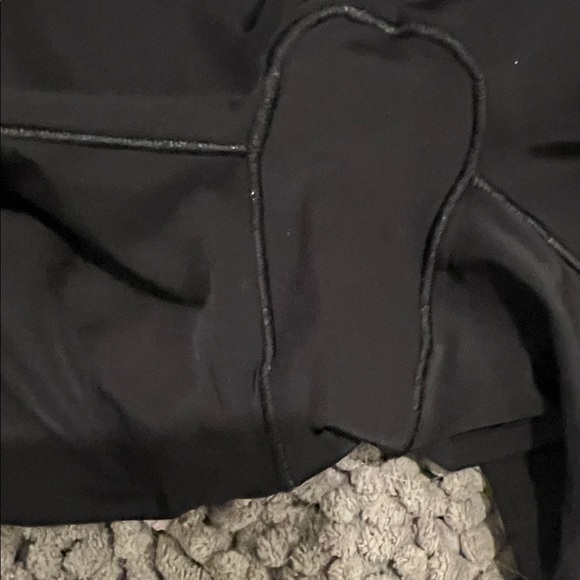 Soma Smoothing Shorts in Black - Picture 4 of 9